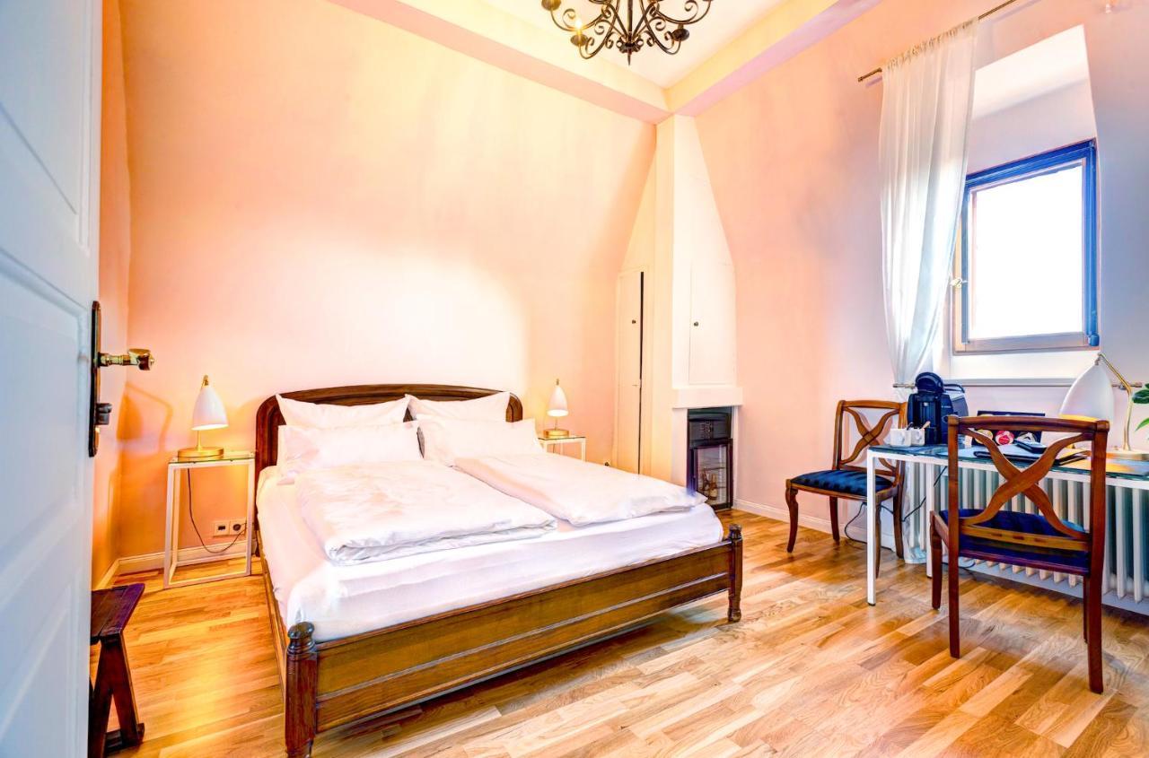 Hotel Villa Koenigsgarten Siebeldingen Экстерьер фото