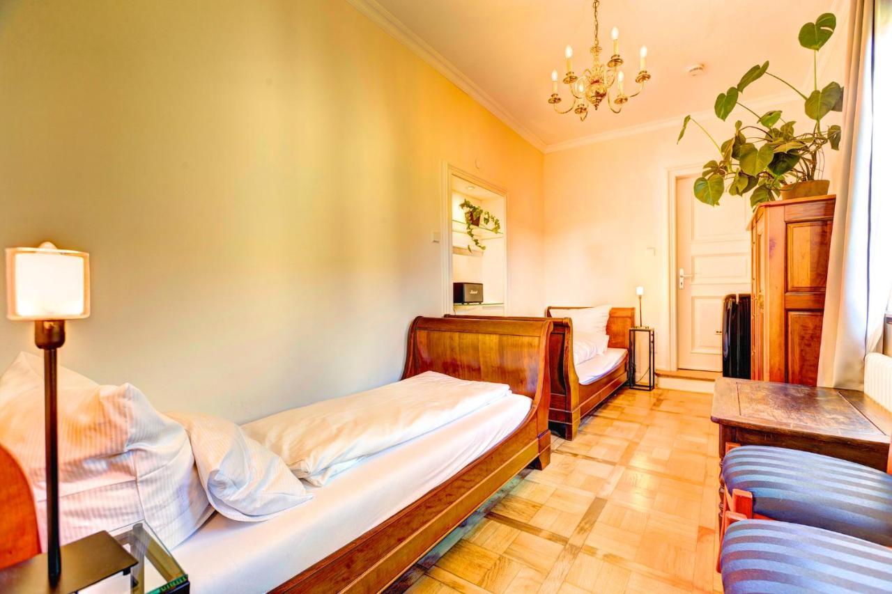 Hotel Villa Koenigsgarten Siebeldingen Экстерьер фото