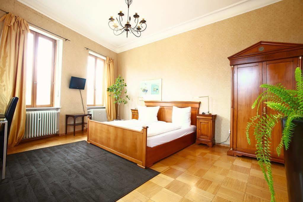 Hotel Villa Koenigsgarten Siebeldingen Экстерьер фото