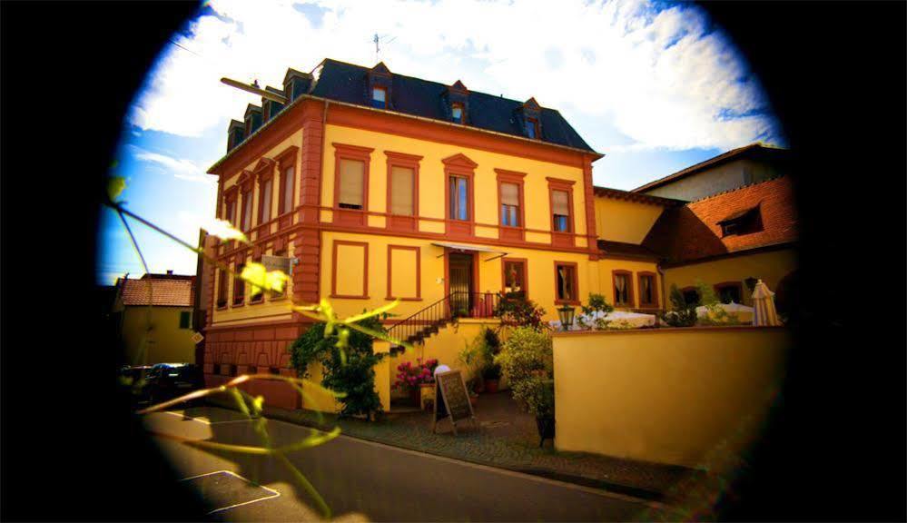 Hotel Villa Koenigsgarten Siebeldingen Экстерьер фото